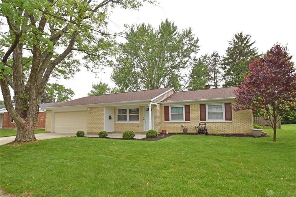 Property Photo: 132 Hartshorn Drive OH 45377