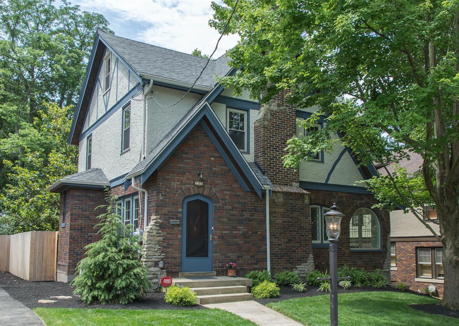 Property Photo: 3265 Lambert Pl OH 45208