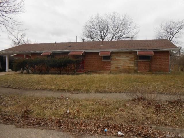 Property Photo: 1713 Layton Drive OH 45406