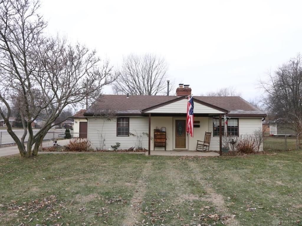 Property Photo: 3177 Valleywood Drive OH 45429