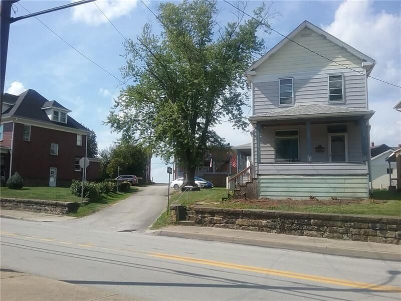 Property Photo: 121 Snyder St PA 15425