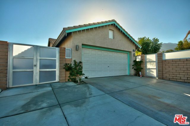 Property Photo:  1539 Amelia Way  CA 92262 