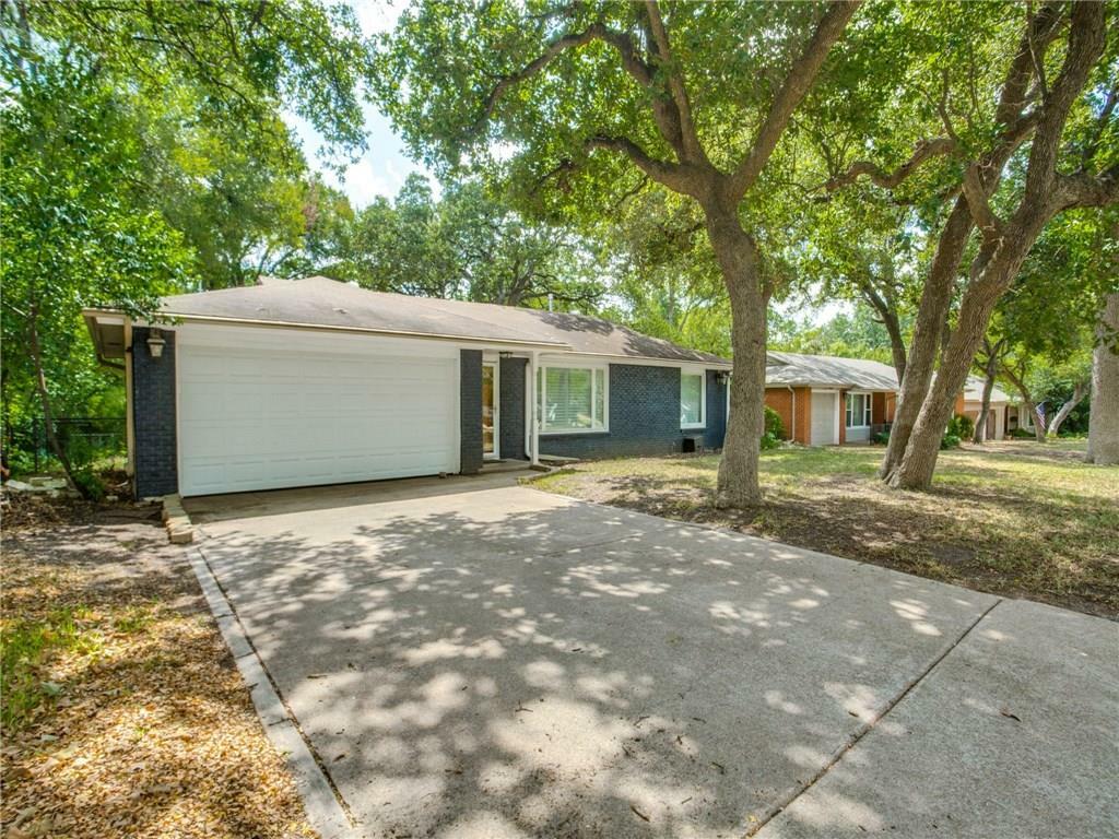 Property Photo:  1960 Bluebird Avenue  TX 76111 