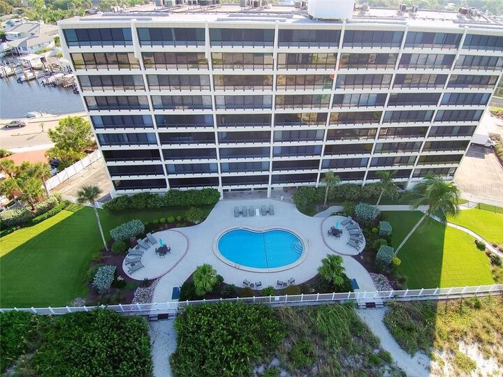 Property Photo:  840 The Esplanade N 704  FL 34285 