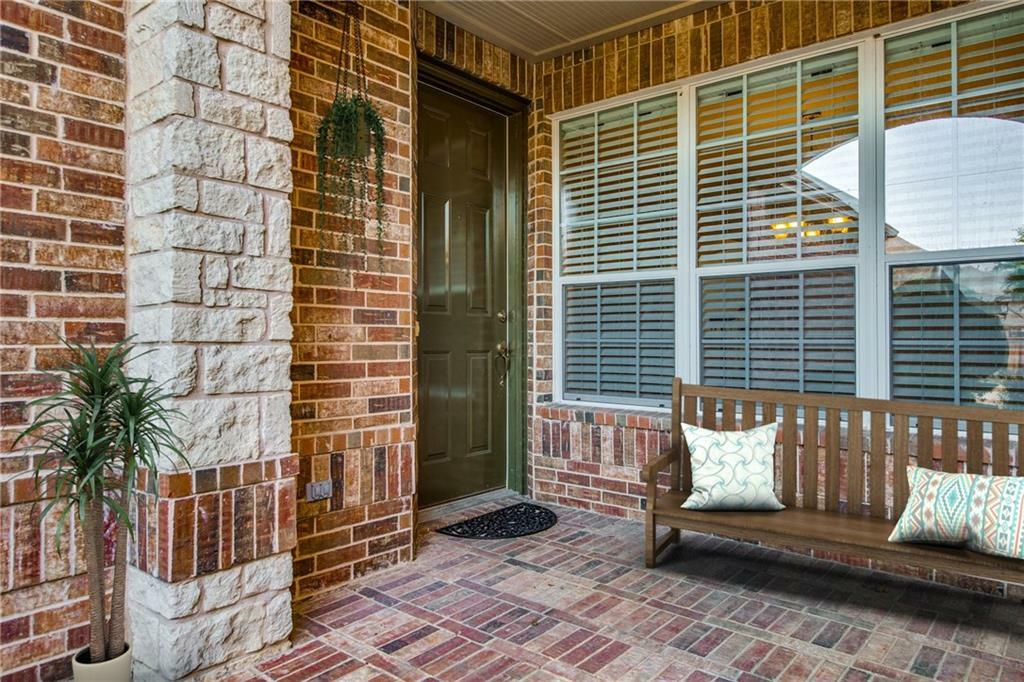 Property Photo:  1852 Branch Trail  TX 75007 