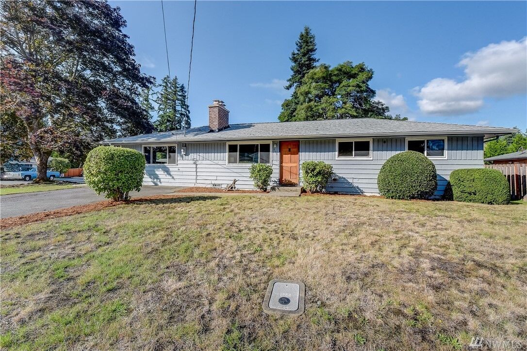 Property Photo:  6105  178th Street SW  WA 98037 
