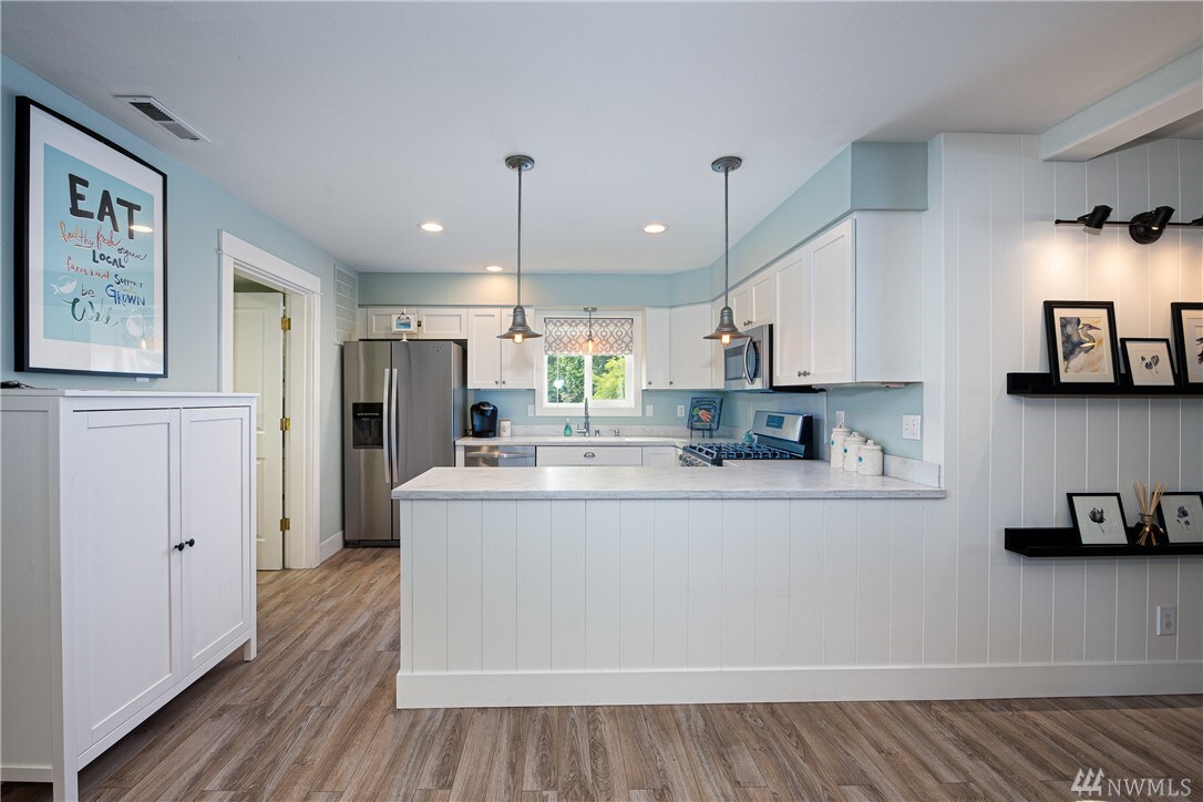 Property Photo: 1507 Burrows Ct 1507 WA 98221