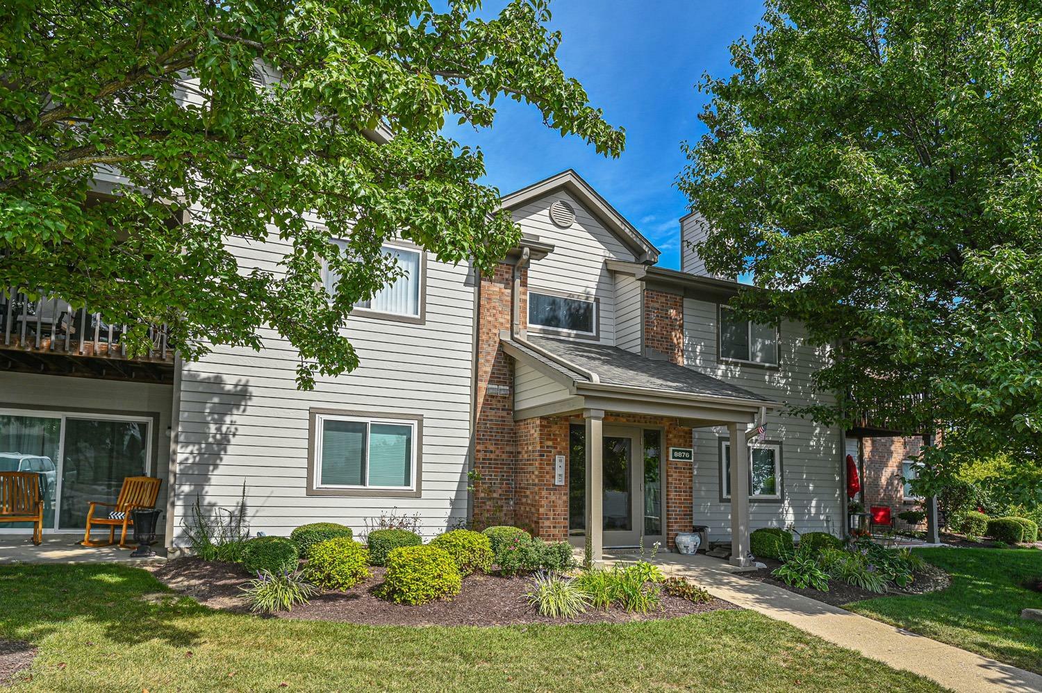 Property Photo: 8876 Eagleview Drive 6 OH 45069