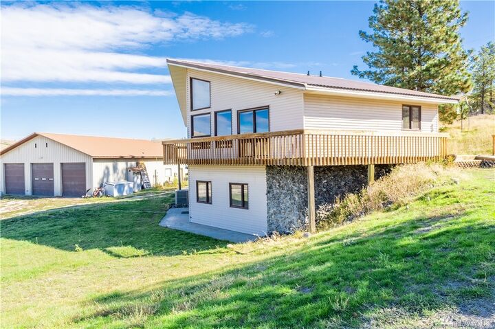 Property Photo:  125  Harmony Heights Road  WA 98812 