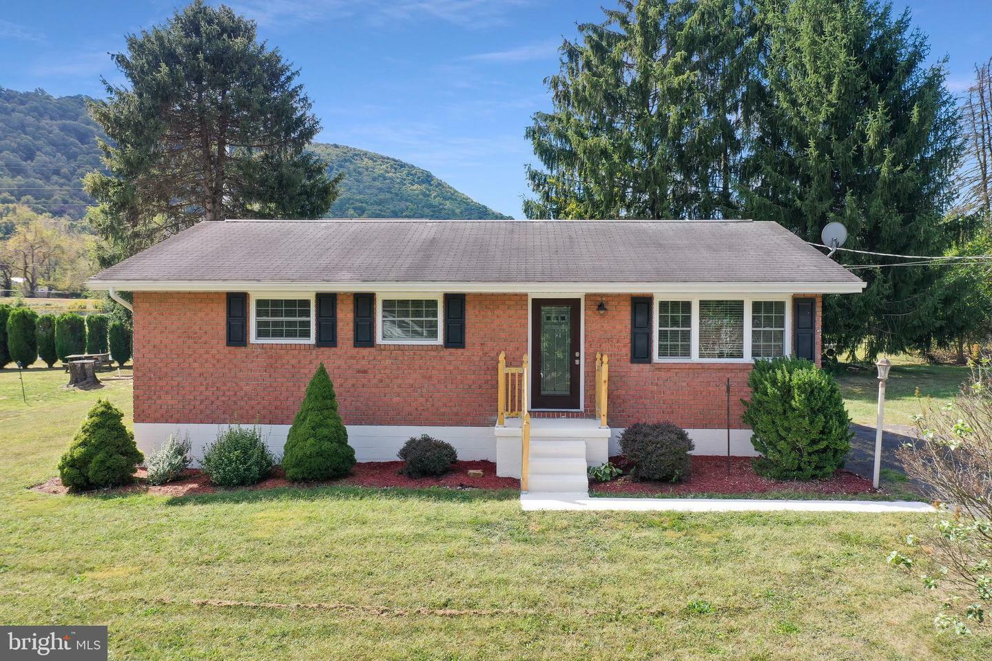 Property Photo:  183 Davis Avenue  WV 26753 