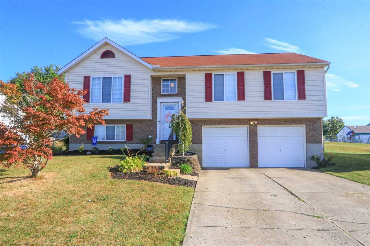 Property Photo: 9909 Cobblestone Boulevard KY 41051