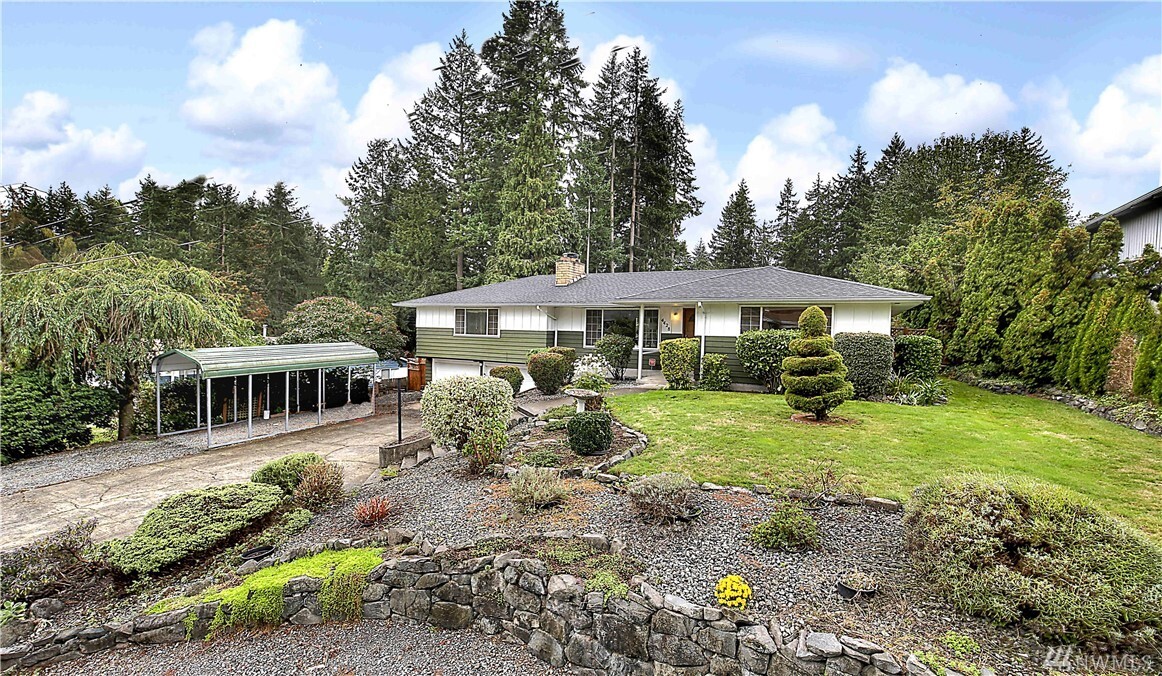 Property Photo: 4428 69th Avenue W WA 98466