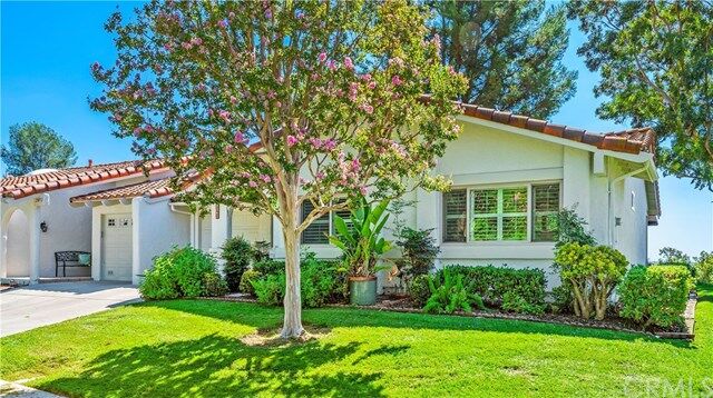 Property Photo: 28042 Via Bonalde CA 92692