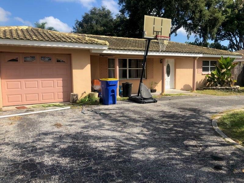 Property Photo:  10943 90th Avenue  FL 33772 