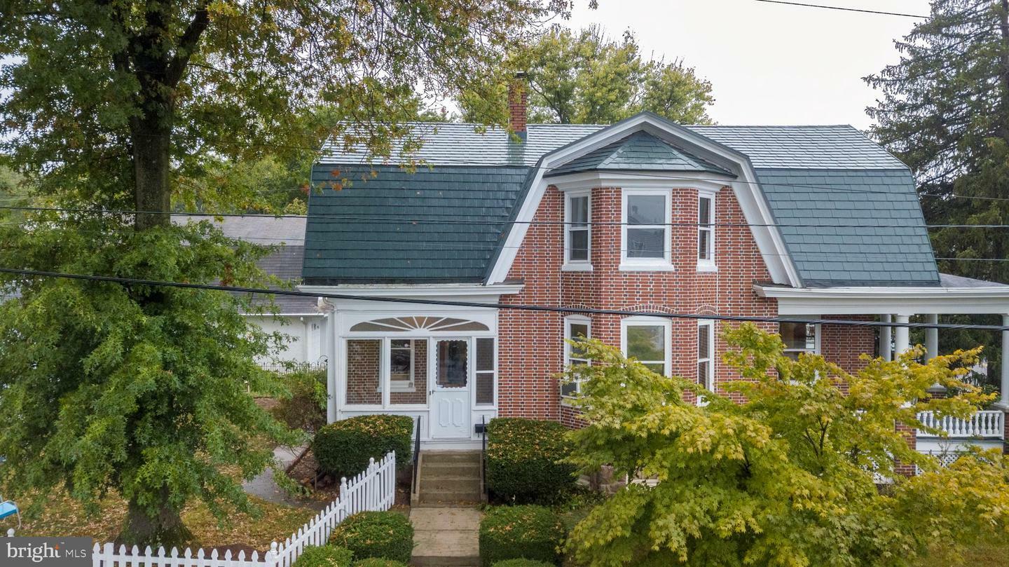 Property Photo: 500 New Street PA 19475