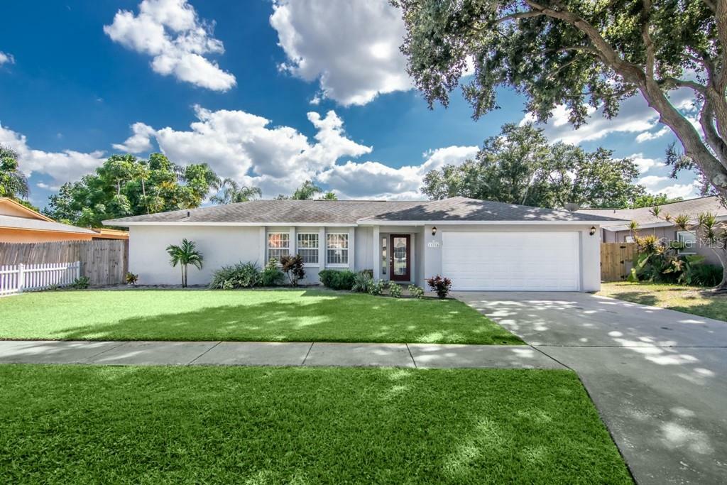 Property Photo:  11784 Kay Court  FL 33778 