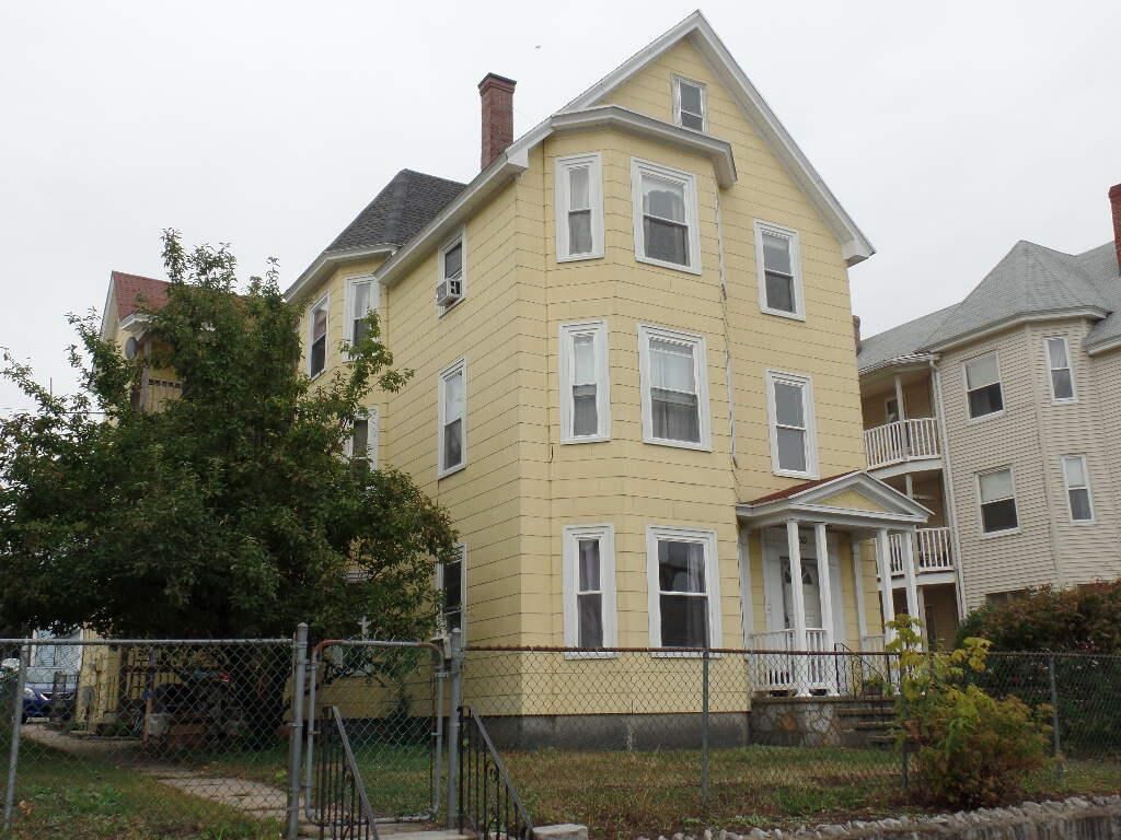 Property Photo:  430 Cartier Street  NH 03102 