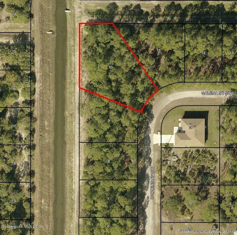 Property Photo:  1400 Hopkins Avenue SW  FL 32908 