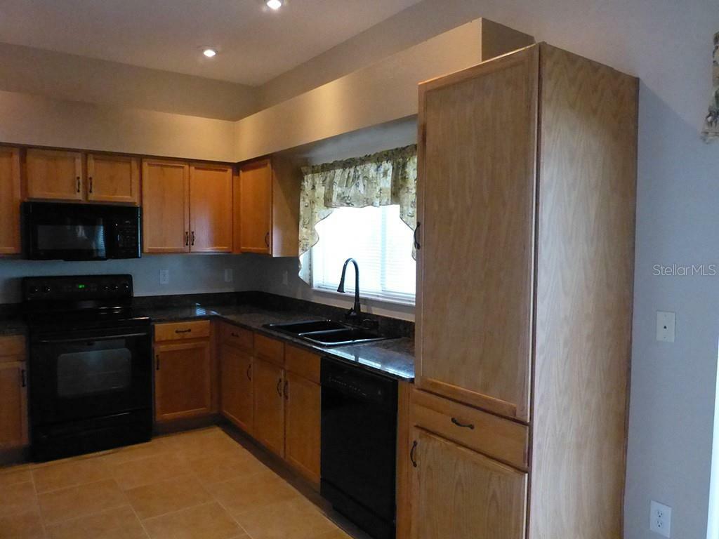 Property Photo: 10906 Hoffner Edge Drive FL 33579