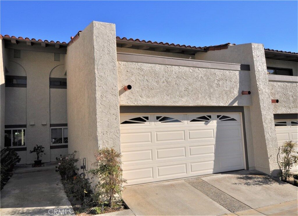 Property Photo:  414 Plaza Estival  CA 92672 