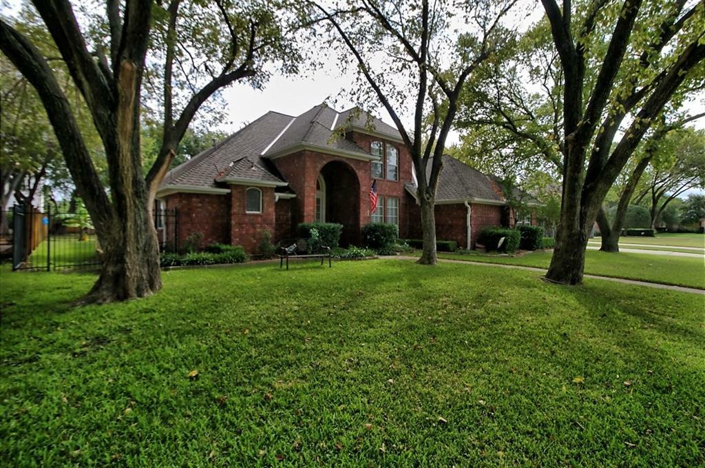 Property Photo:  5705 Hidden Oaks Drive  TX 76034 