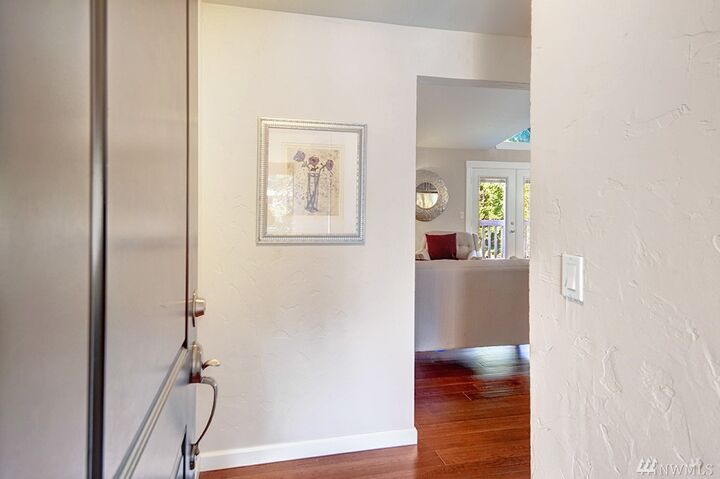 Property Photo: 14715 SE 24th Street 201 WA 98007