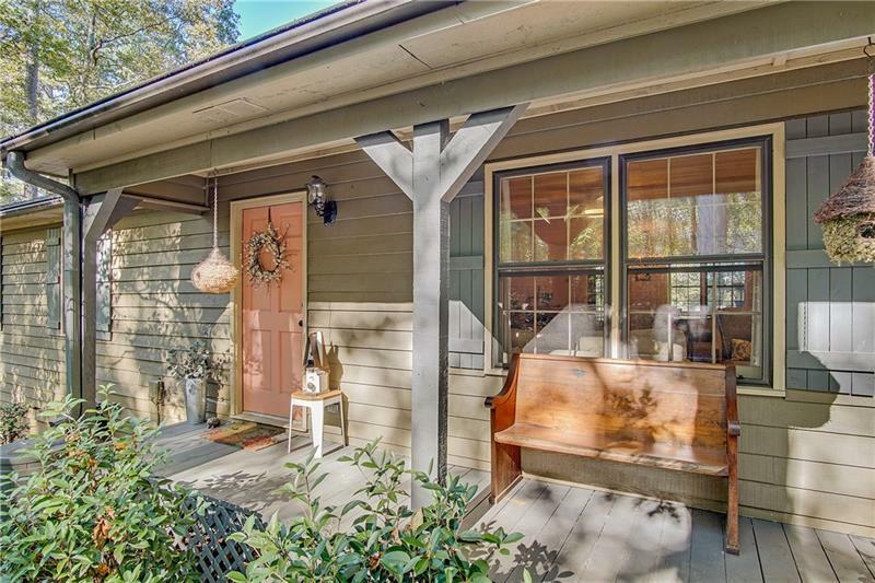 Property Photo: 126 E Lake Drive 30075