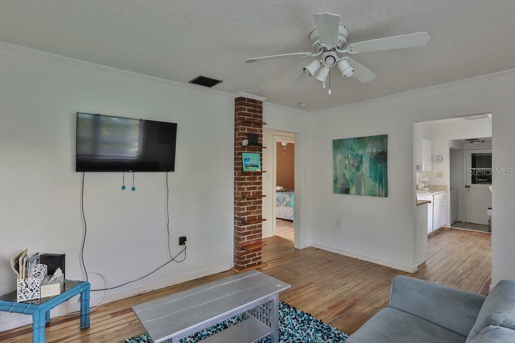 Property Photo:  1925 Overbrook Avenue  FL 33755 