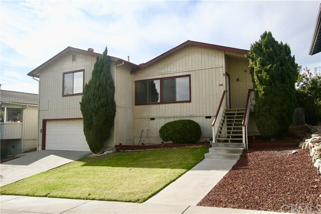 Property Photo:  108 Holly Way  CA 93449 