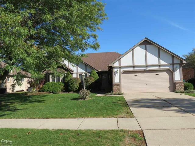 Property Photo: 52428 Antler Dr MI 48042