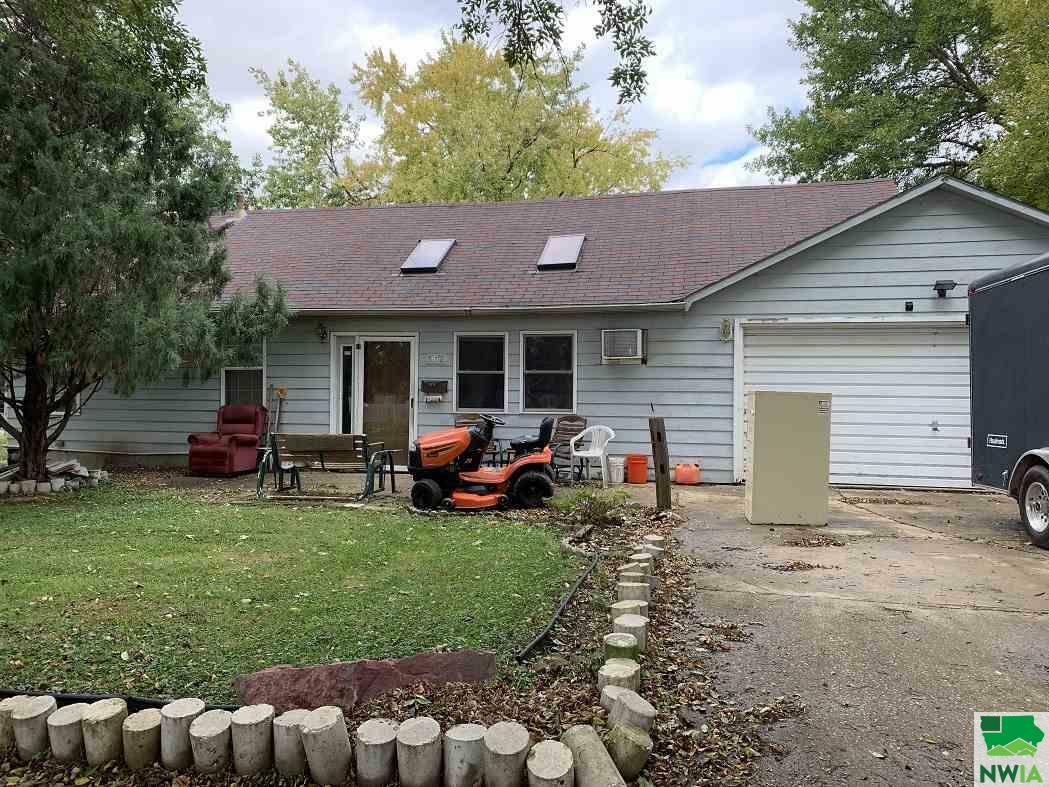 Property Photo:  1617 Laplante  IA 51109 