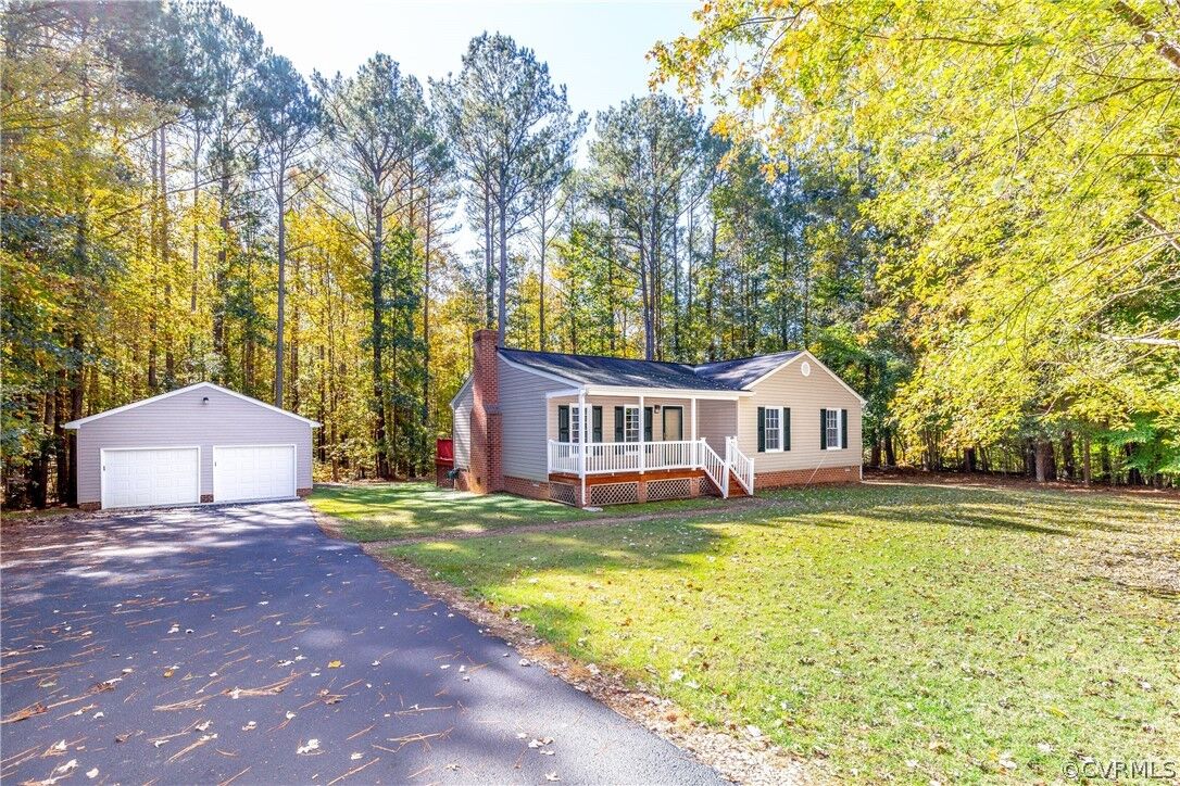 Property Photo: 3155 Moyer Road VA 23139