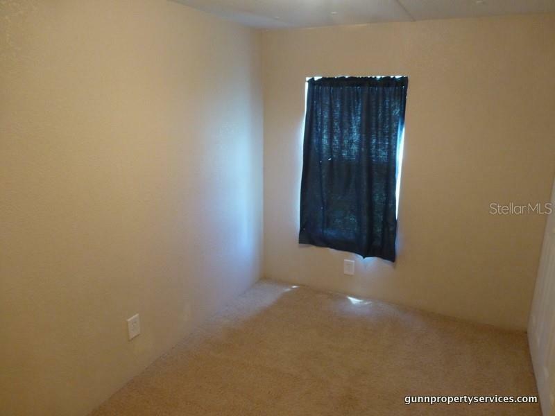 Property Photo:  109 Mark Avenue  FL 32159 