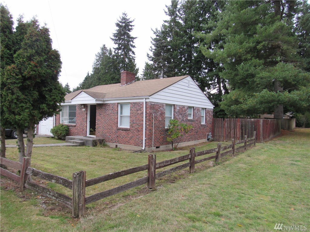 Property Photo: 102 NW 135th Place WA 98177