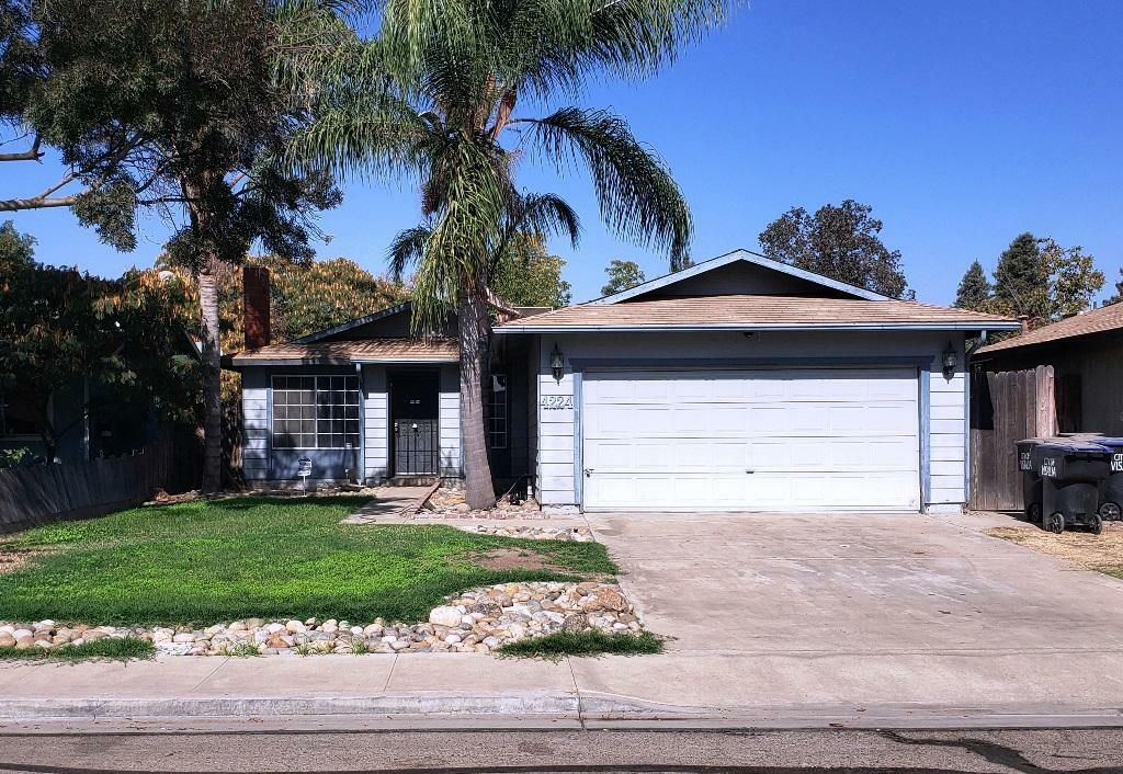 Property Photo:  4224 W Cambridge Avenue  CA 93277 