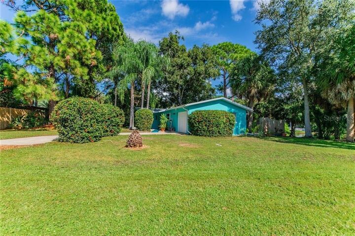 Property Photo:  200 Ontario Avenue  FL 34681 