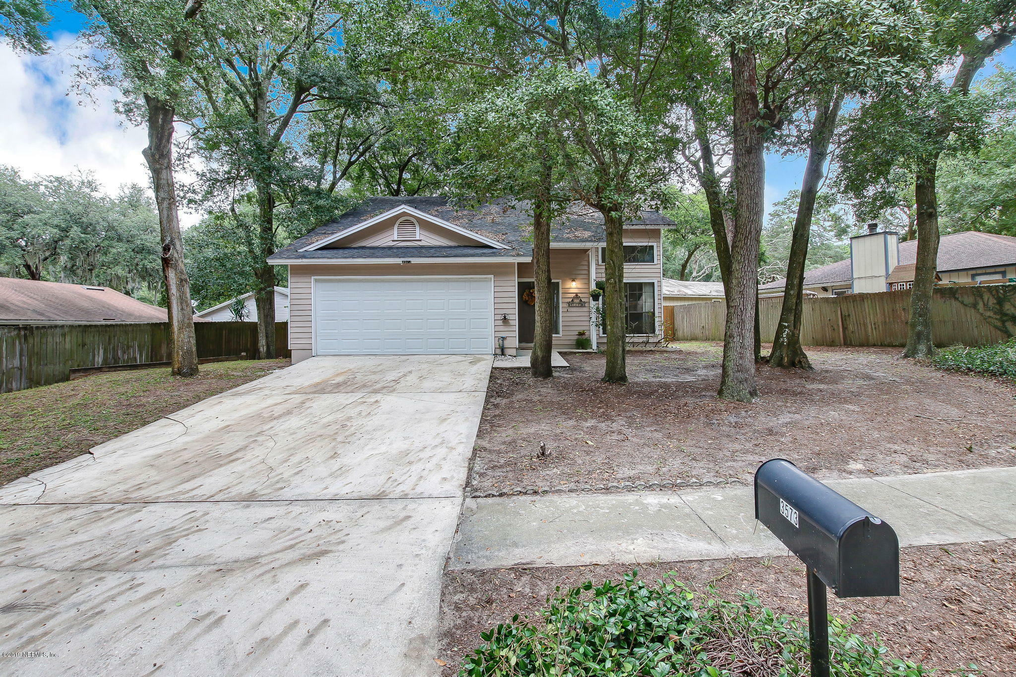 Property Photo:  3573 Raymur Villa Drive  FL 32277 