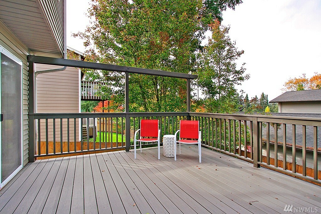 Property Photo:  8128 NE 161st Place  WA 98028 