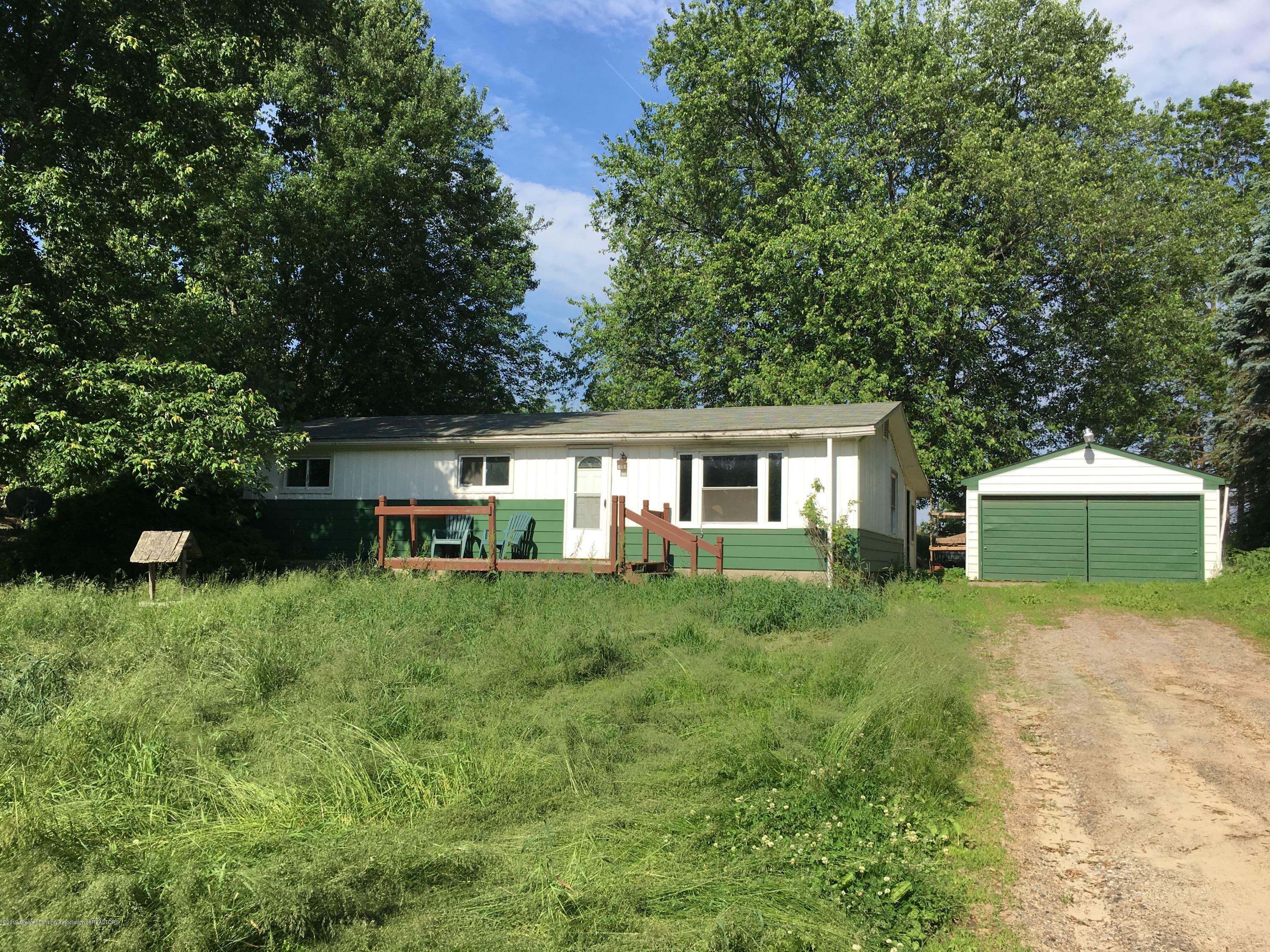 Property Photo:  2857 N Webberville Road  MI 48892 