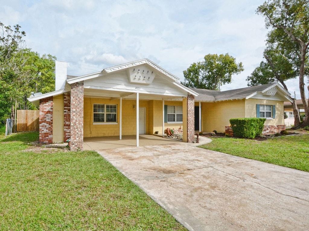 Property Photo: 4825 Figwood Lane FL 32808
