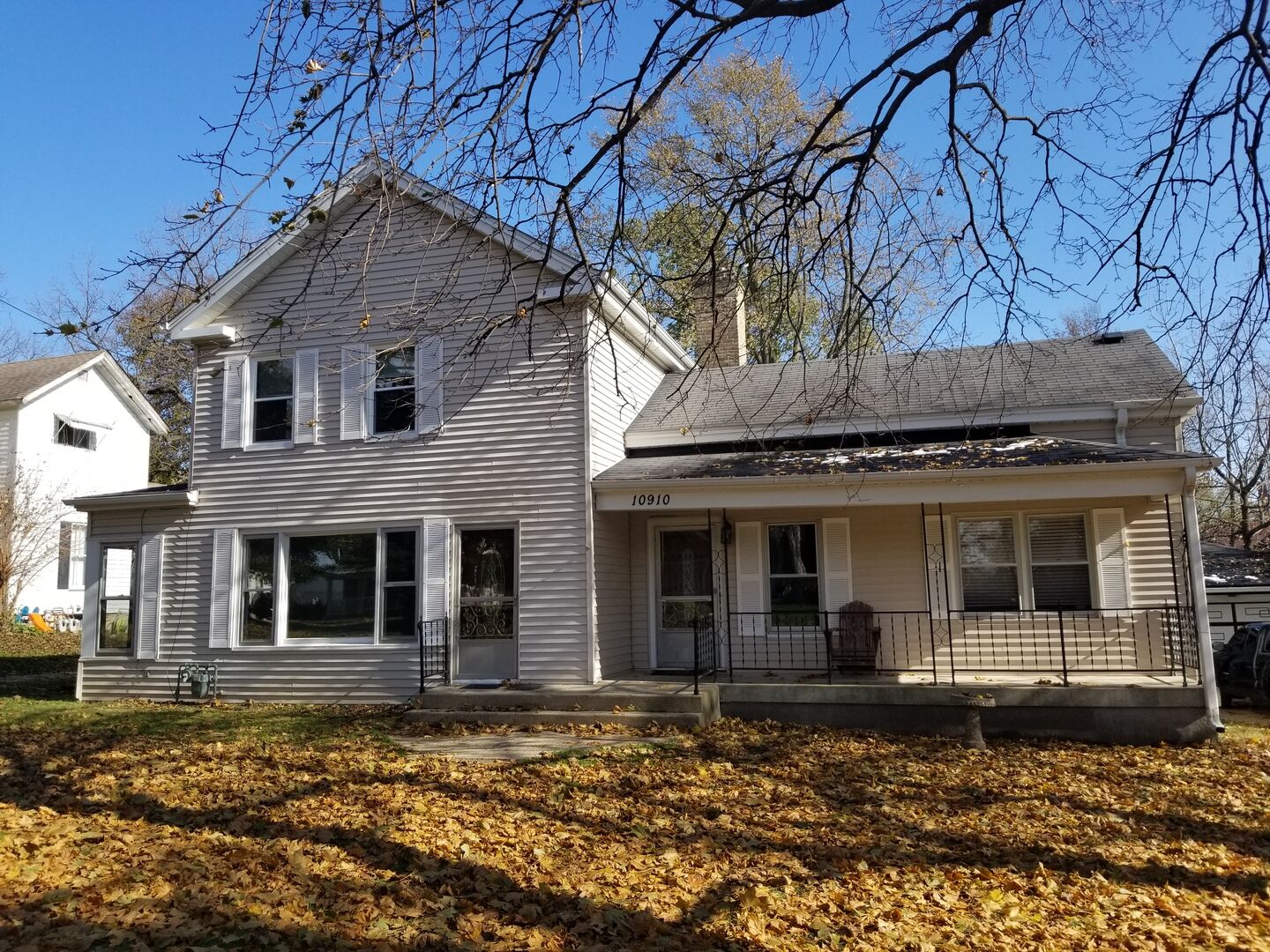 Property Photo: 10910 North Woodstock Street IL 60142