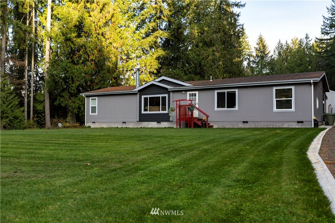 Property Photo:  116 Chapman Road  WA 98611 