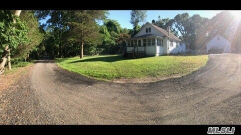 Property Photo:  35 Pleasure Drive  NY 11901 