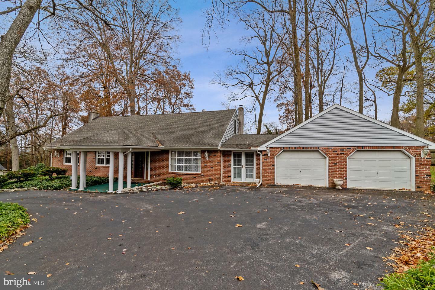 Property Photo: 34 Glenview Road PA 19460