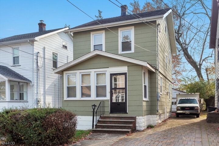 17 Cottage Pl  Bloomfield Twp. NJ 07003 photo