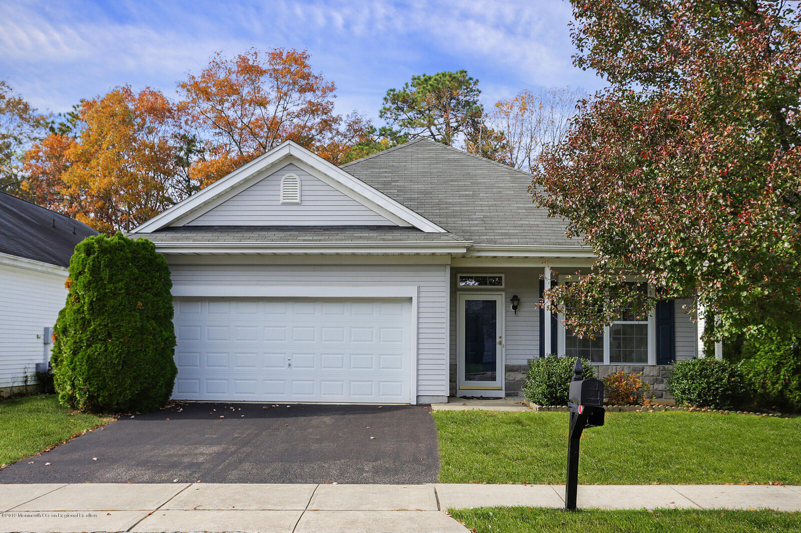 Property Photo:  60 Quail Road  NJ 08005 