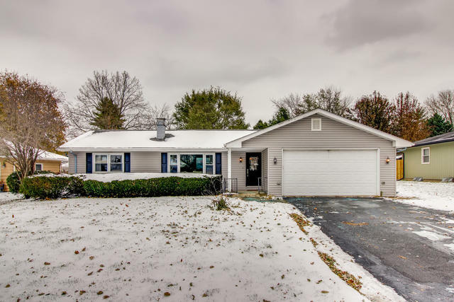 Property Photo: 1040 Johnston Drive IL 60506
