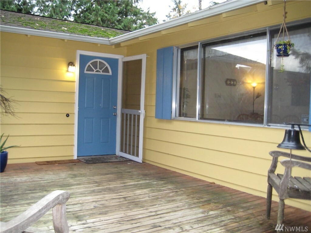 Property Photo:  21608 97th Dr SE  WA 98296 