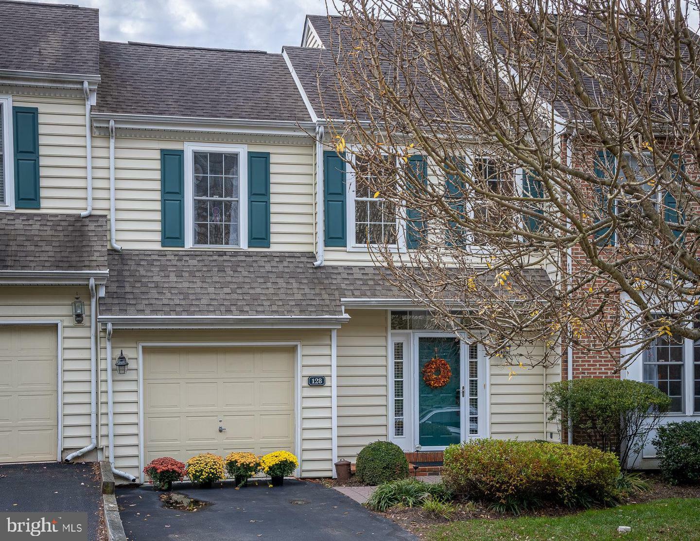 Property Photo: 128 Dundee Mills Lane PA 19086