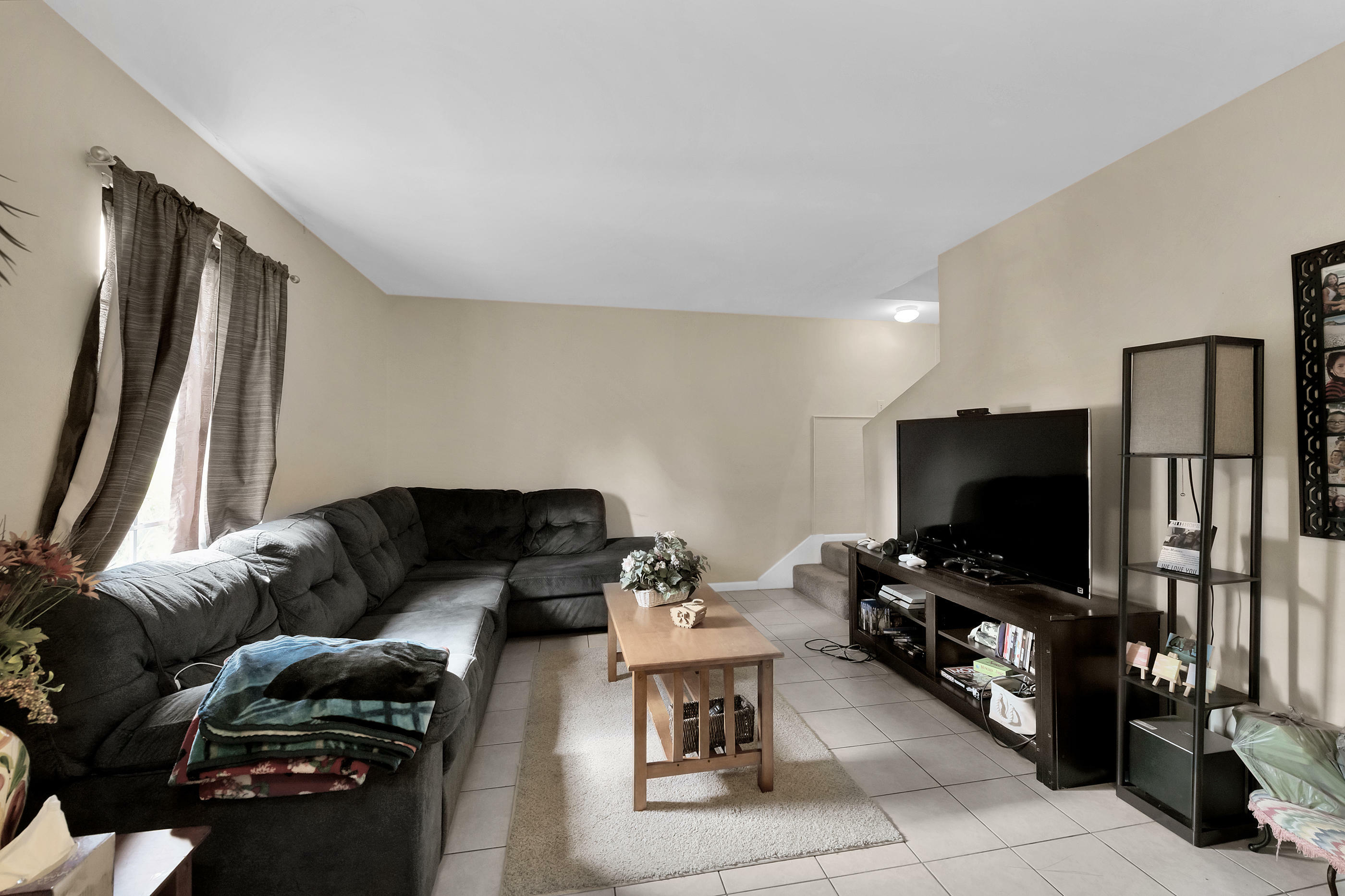 Property Photo:  108 Valencia Drive  FL 32547 